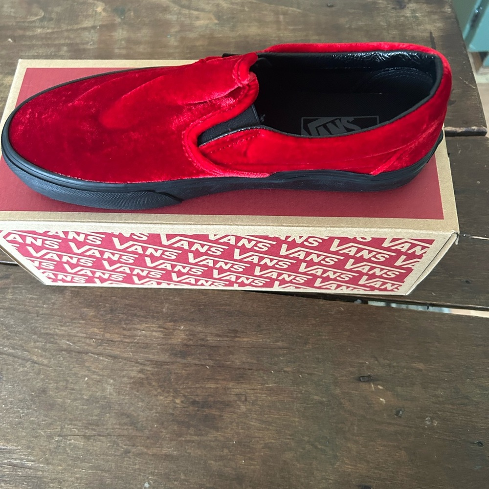 Vans slip ons